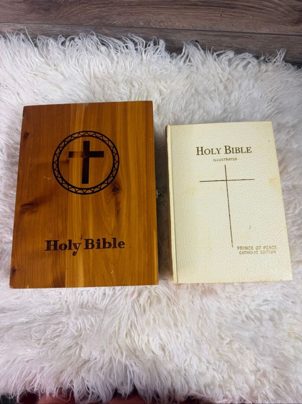 Vintage Prince of Peace Catholic Holy Bible Illustrated Cedar Wood Box Case